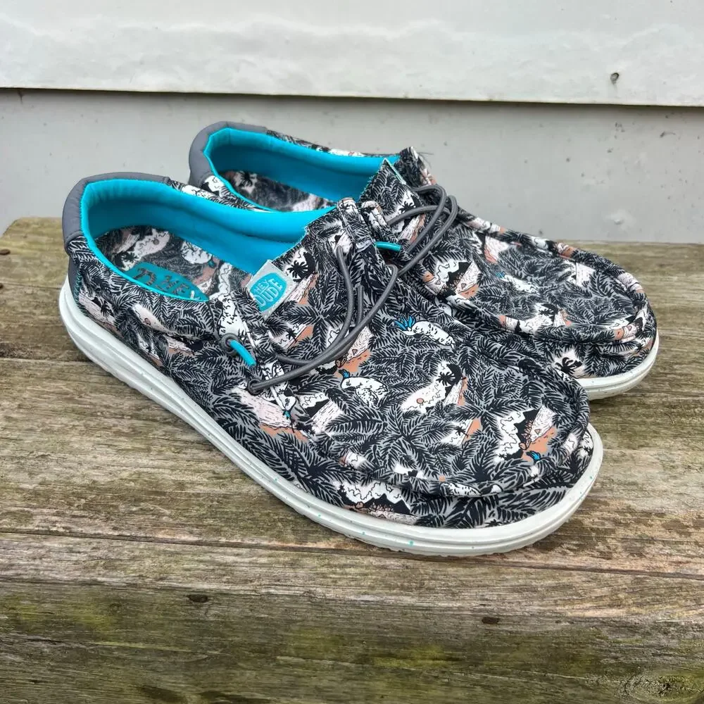 Hey Dude Wally H2O Black Tropical Mens Loafers Size 9 SKU 40702-0HI